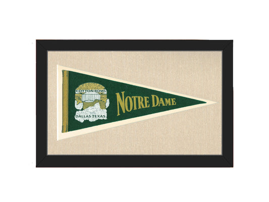 Vintage Notre Dame  Pennant
